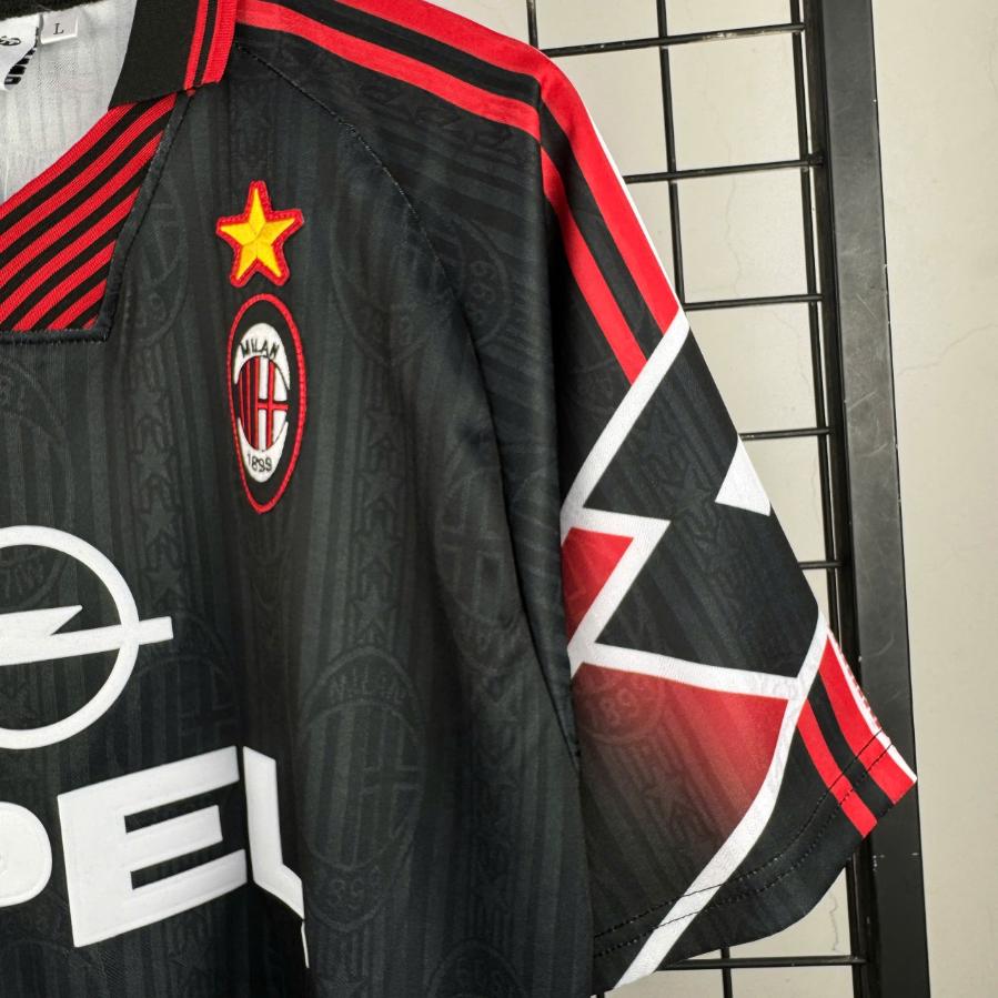 Retro Ac Milan 1997/1998 ( Special 3RD )