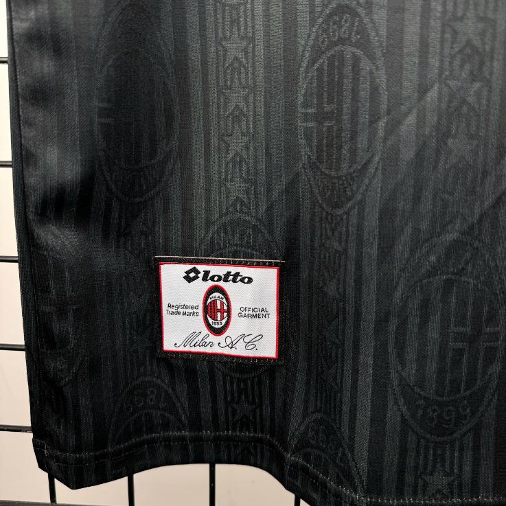 Retro Ac Milan 1997/1998 ( Special 3RD )