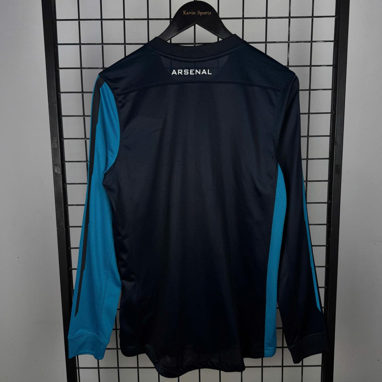 Retro Arsenal 2011/2012 Dài ( Sân Khách )
