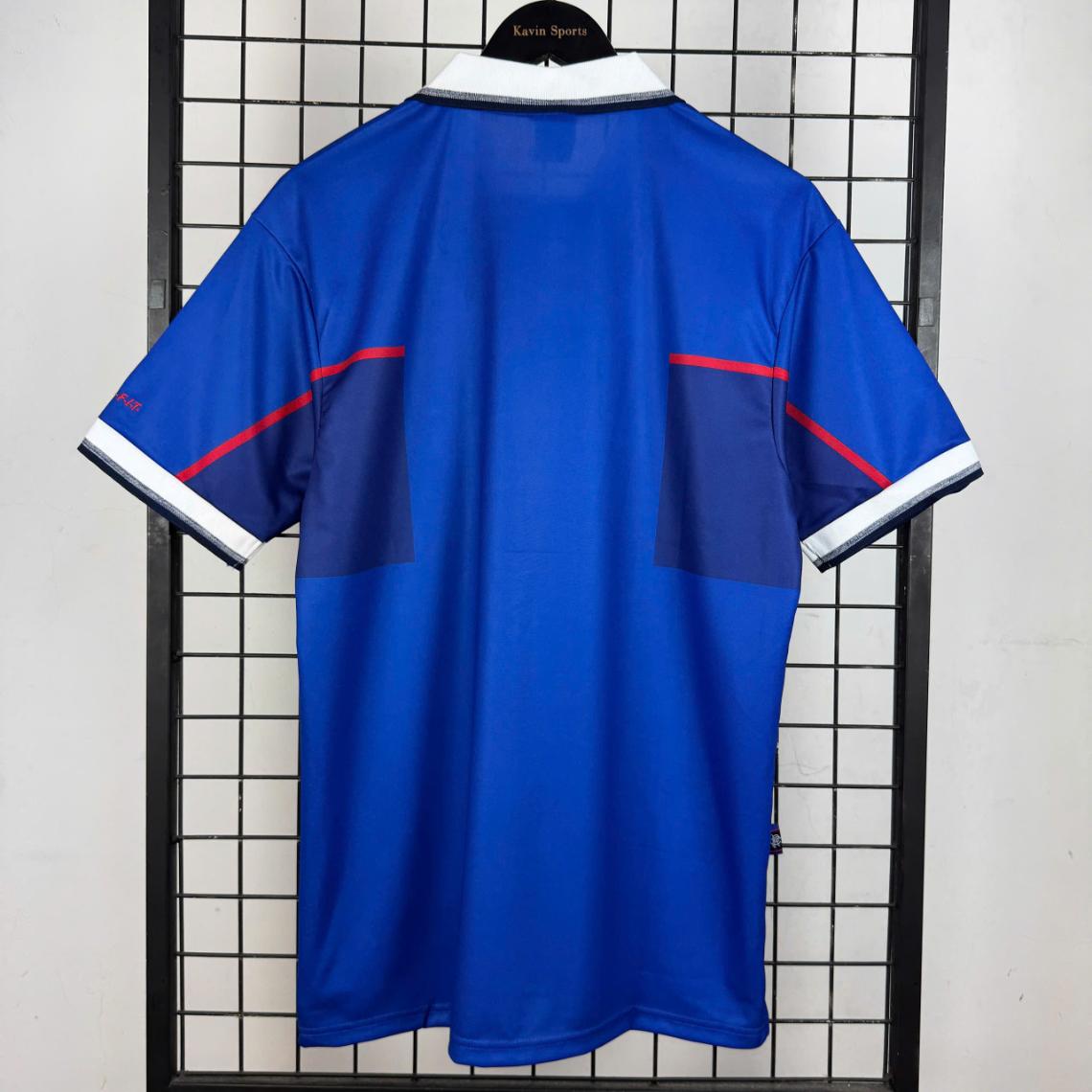 Retro Rangers 1998/1999 ( Sân Nhà )