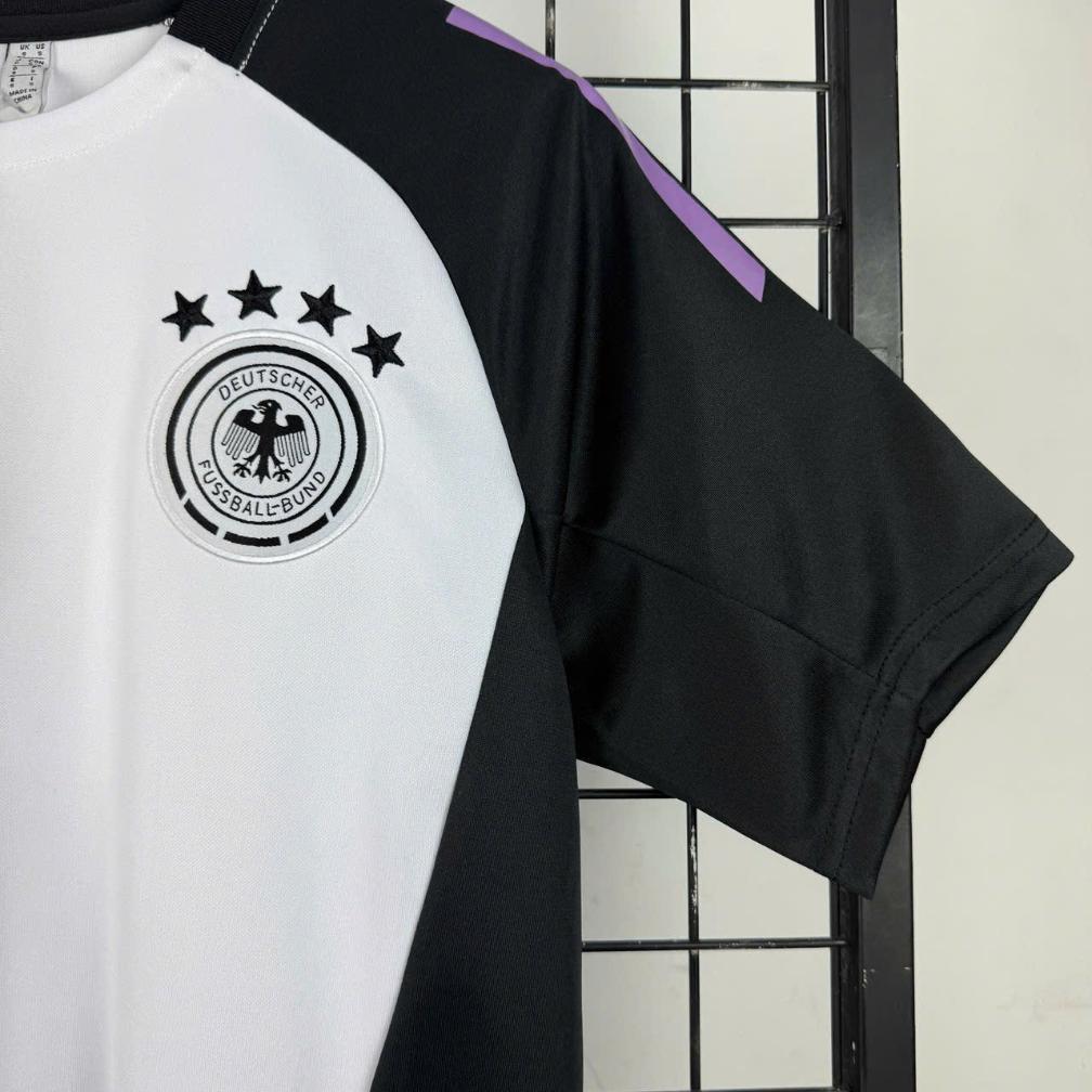 Fan Đức 2024 ( Training White )