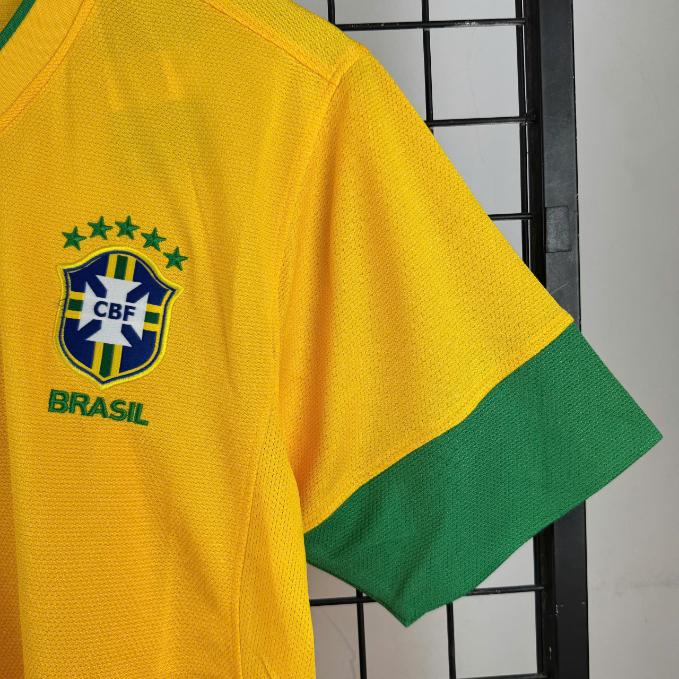Retro Brazil 2012 ( Sân Nhà )