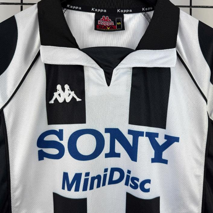 Đồ Fan Juventus 97/98 ( Sân Nhà )