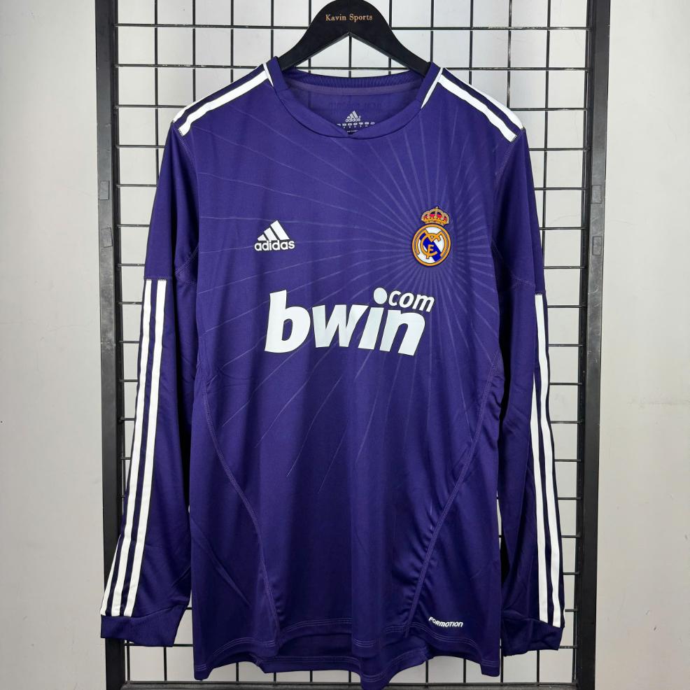 Retro Real Madrid 2010/2011 Tay Dài ( 3RD )
