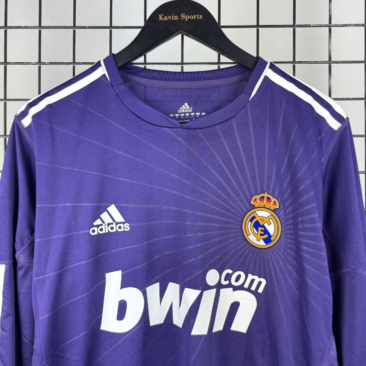 Retro Real Madrid 2010/2011 Tay Dài ( 3RD )