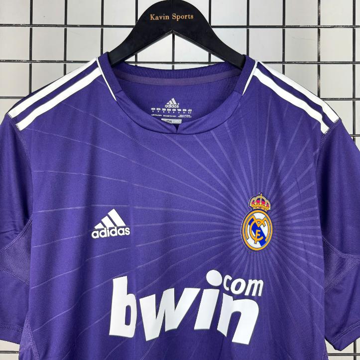 Retro Real Madrid 2010/2011 ( 3RD )