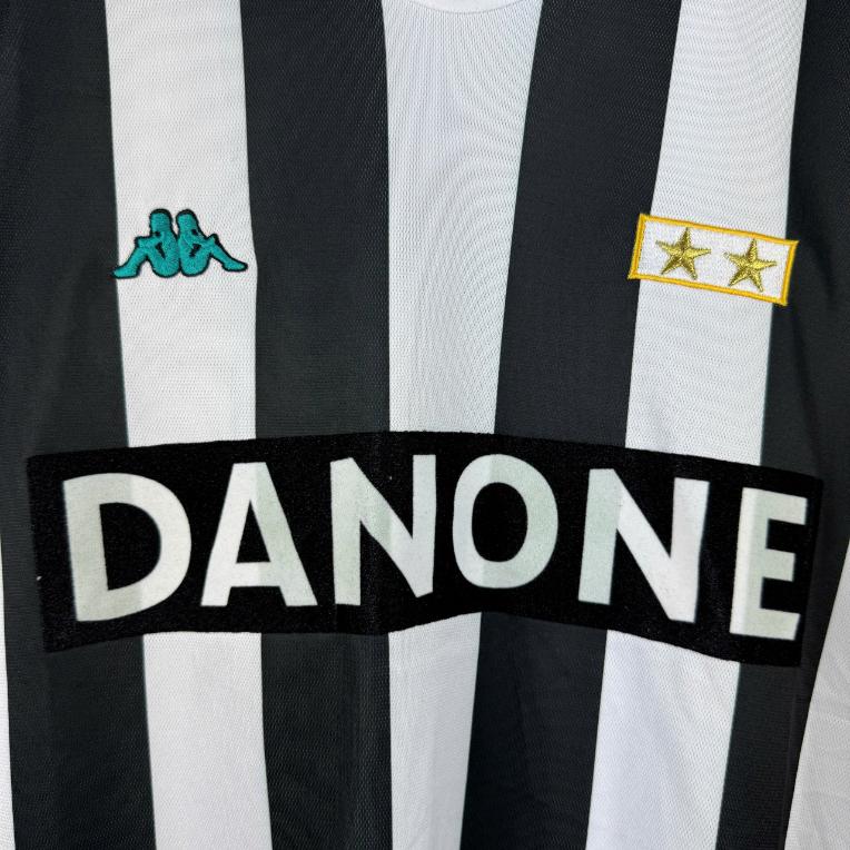 Retro Juventus 1992/1993 ( Sân Nhà )