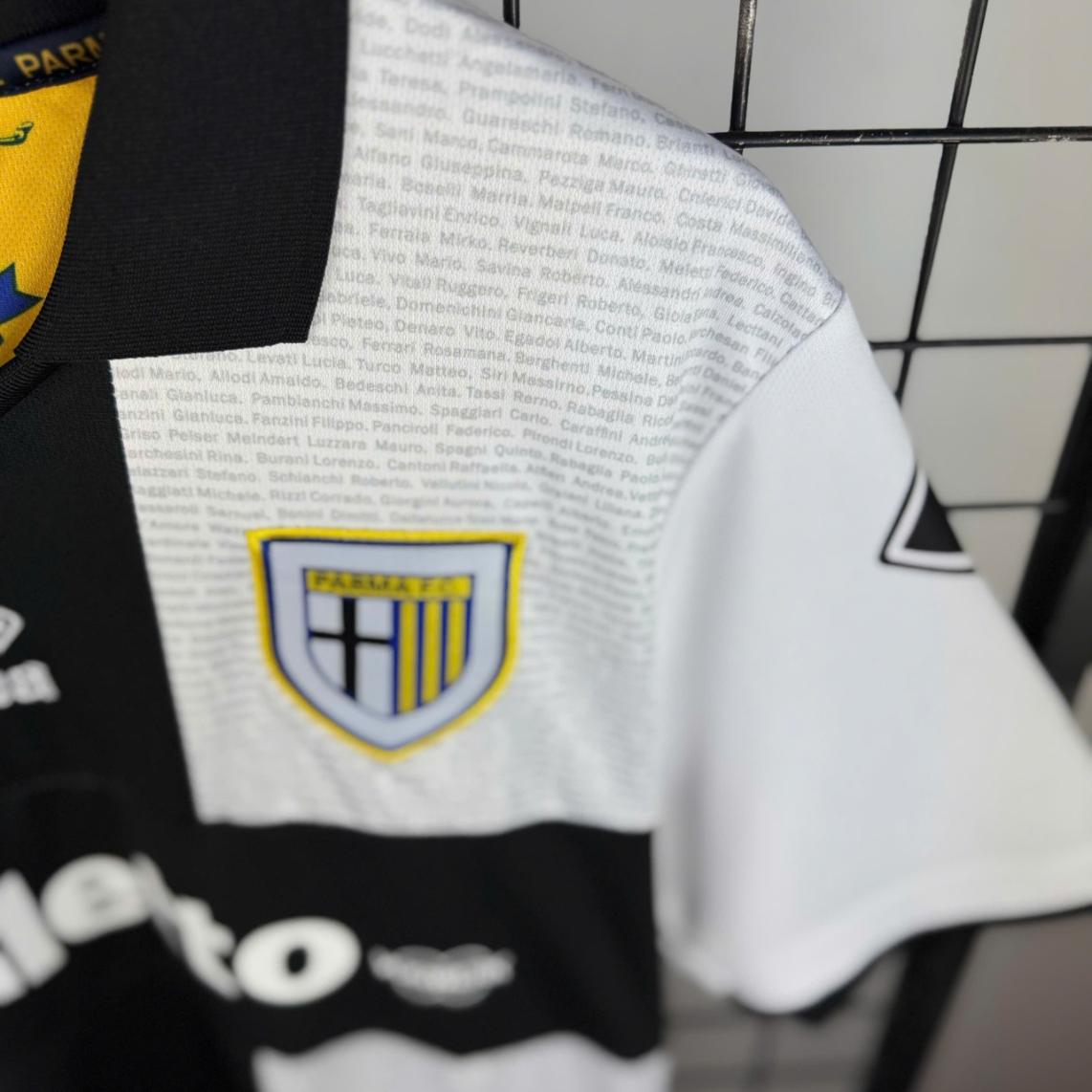 Retro Parma 2013/2014 ( Sân Khách )
