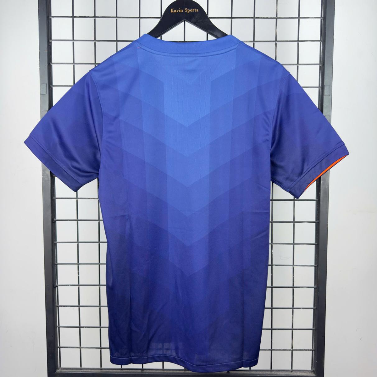 Retro Hà Lan 2014 ( Sân Khách )