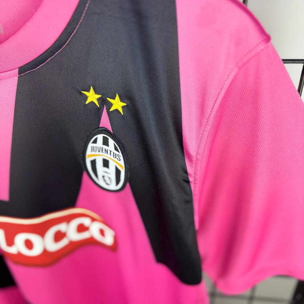 Retro Juventus 2011/2012 ( Sân Khách )