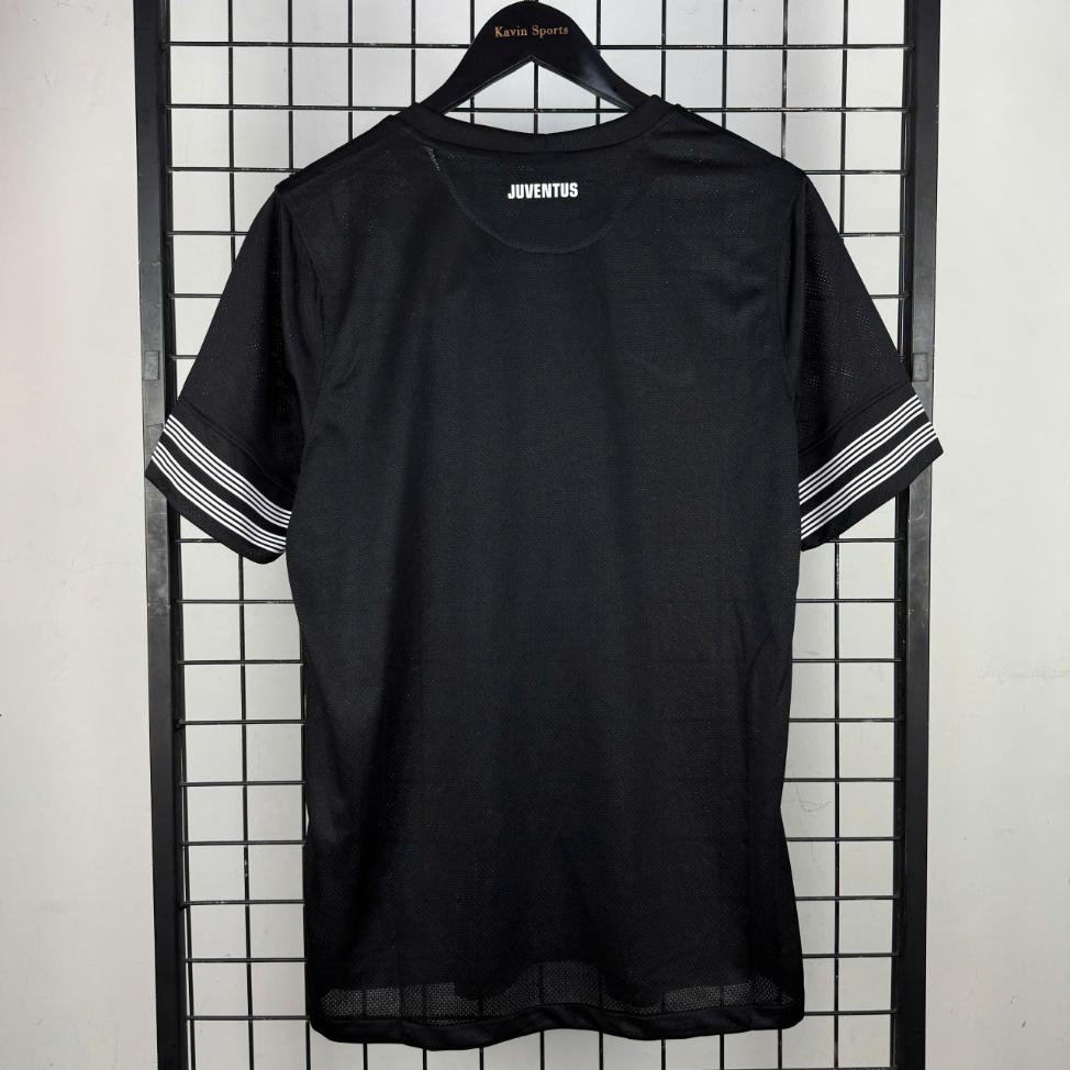 Retro Juventus 2012/2013 ( Sân Khách )