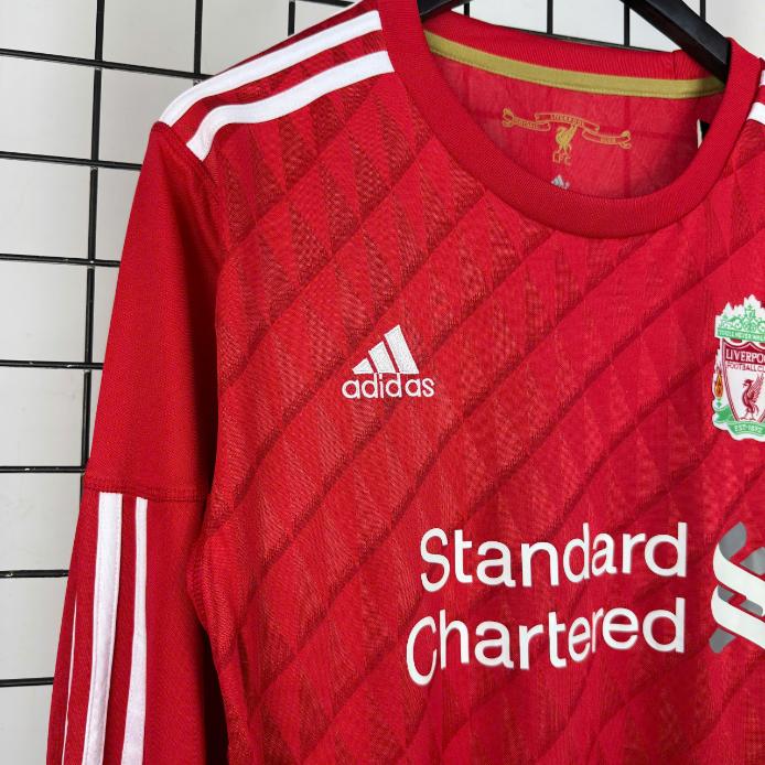 Retro Liverpool 2010/2011 Tay Dài ( Sân Nhà )