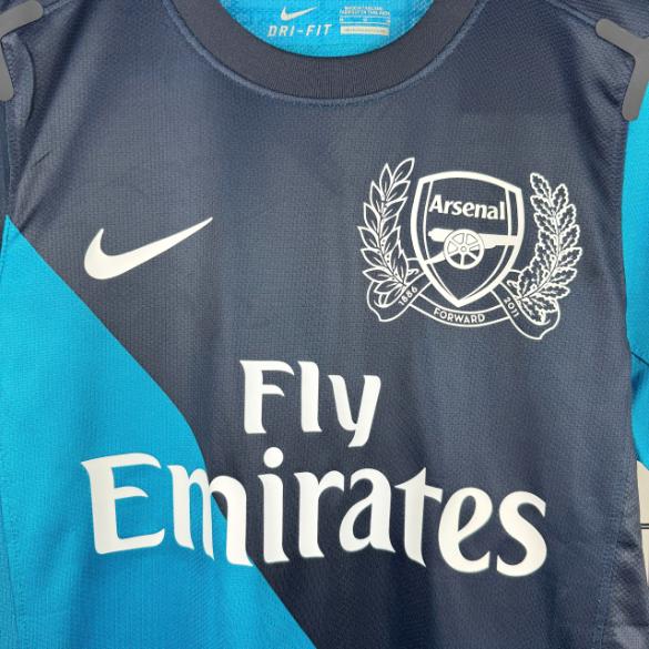Retro Arsenal 2011/2012 ( Sân Khách )