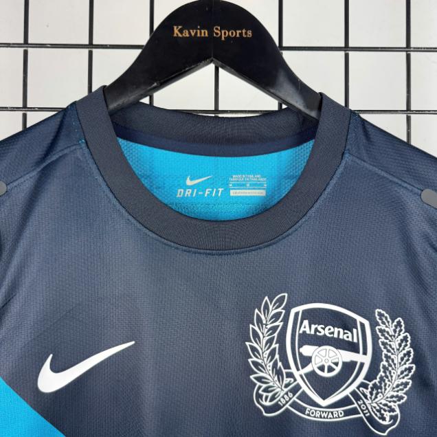 Retro Arsenal 2011/2012 ( Sân Khách )