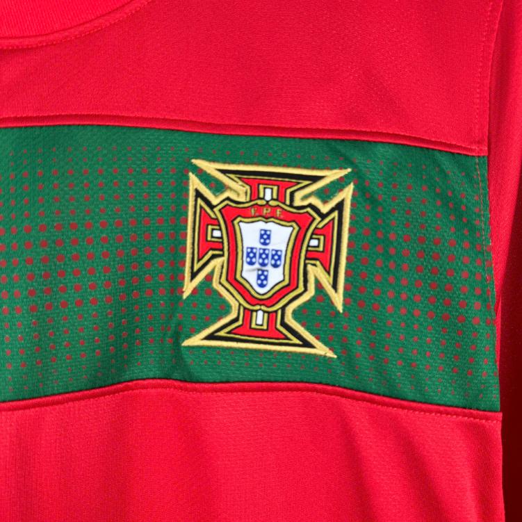 Retro Bồ Đào Nha 2010 Tay Dài ( Sân Nhà )