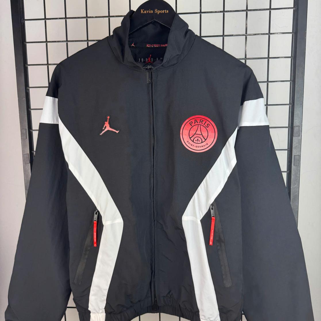 Áo Khoác PSG 25/26 ( Jordan Đen )