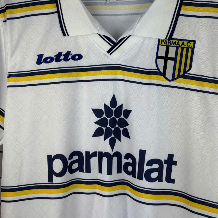 Retro Parma 1998/1999 ( Sân Khách )