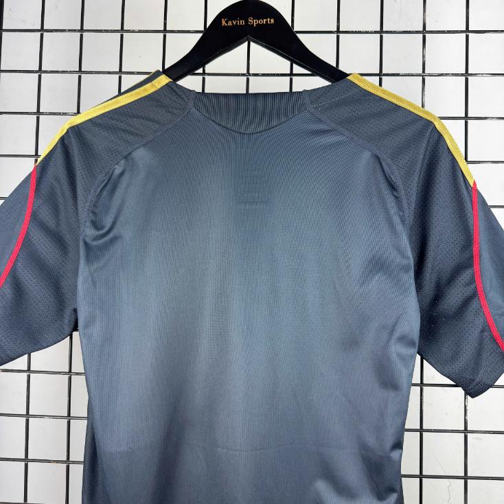 Retro Liverpool 2009/2010 ( Sân Khách )