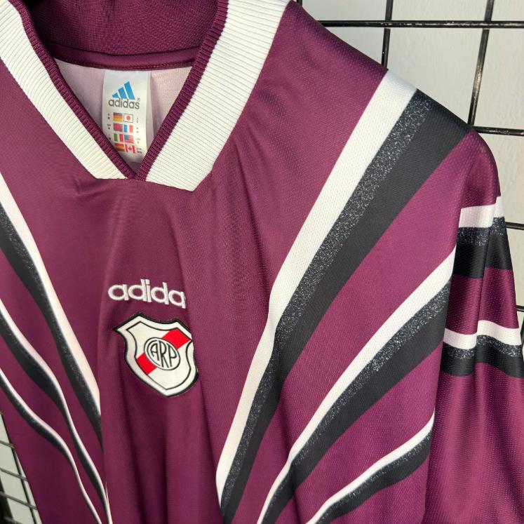 Retro Club Atlético River Plate 1996/1997 ( 3RD )