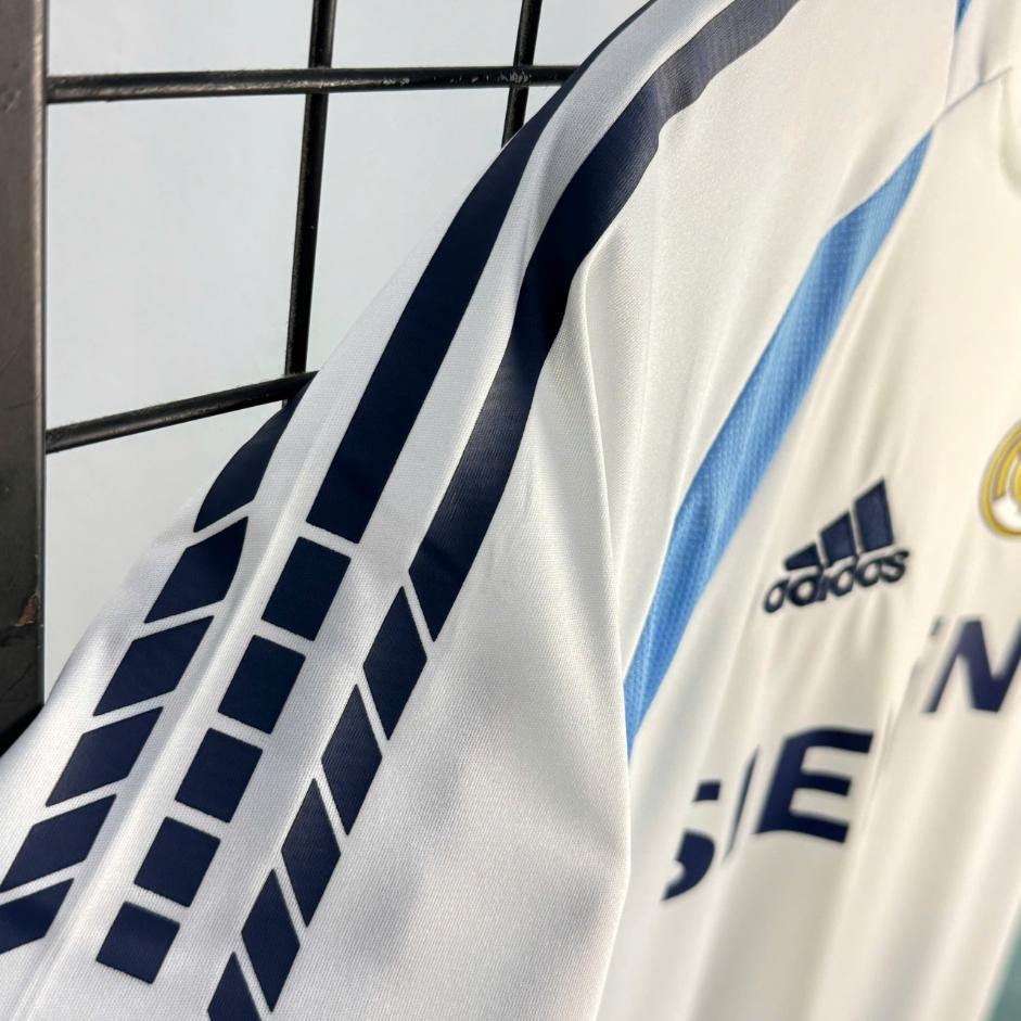 Retro Real Madrid 2005/2006 ( Training W )