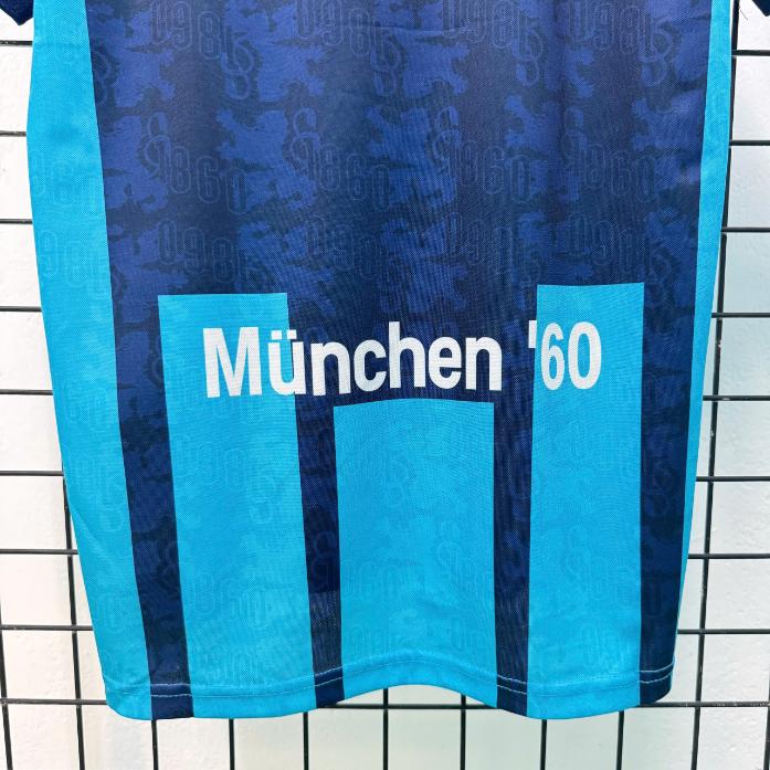 Retro 1860 Munich 1996/1997 ( Sân Khách )