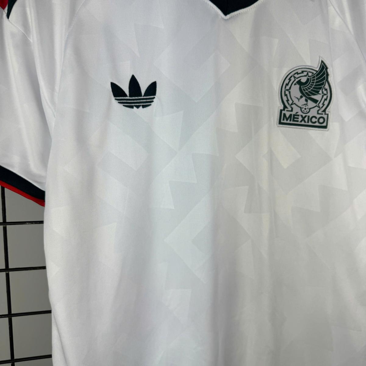 Fan Mexico 2026 ( Sân Khách )