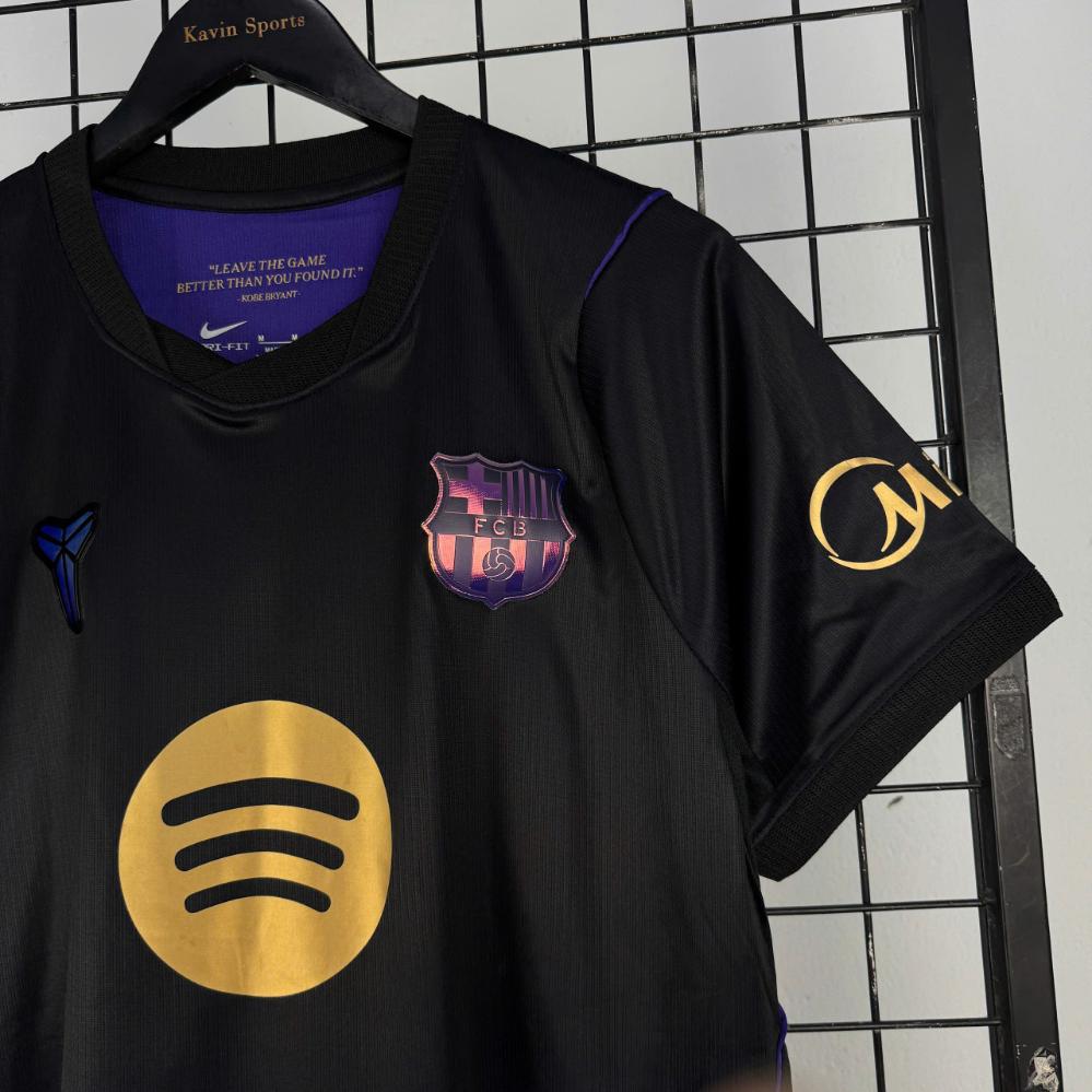 Đồ Fan Barcelona 26/27 ( Sân Khách )