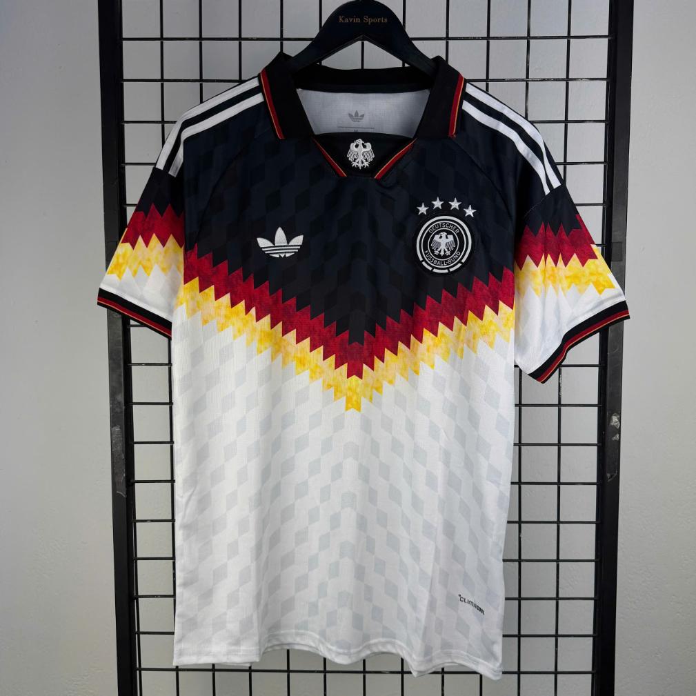 Áo Fan Đức 2026 ( Retro White )