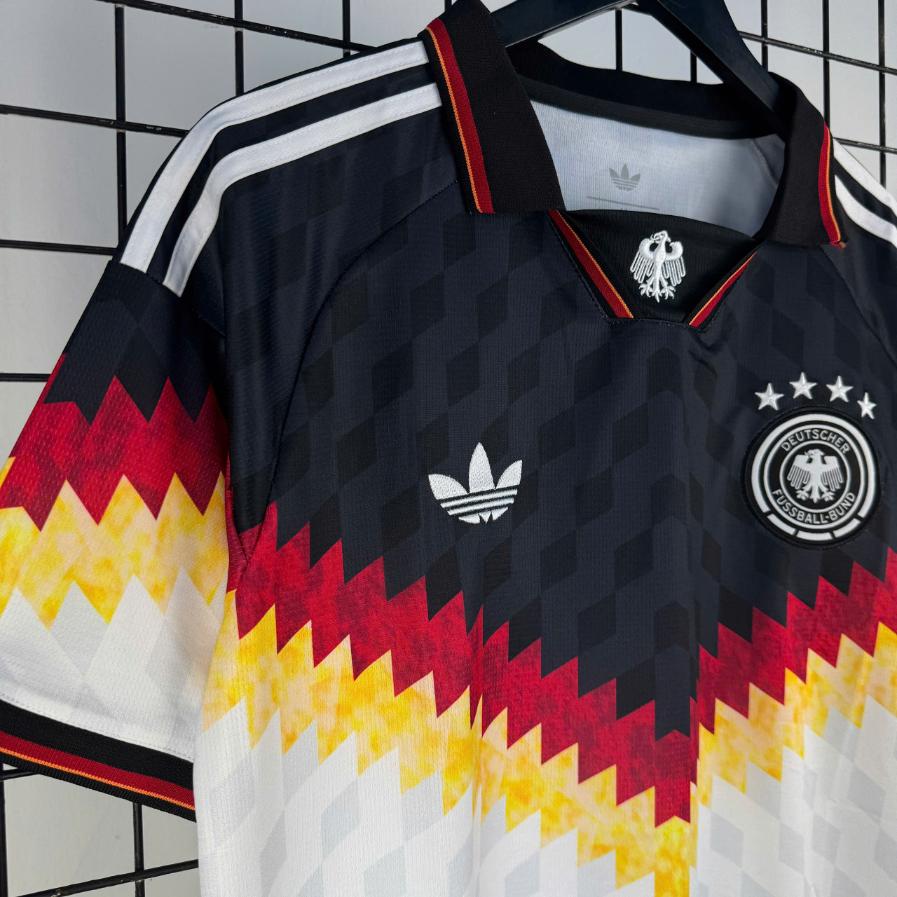 Áo Fan Đức 2026 ( Retro White )