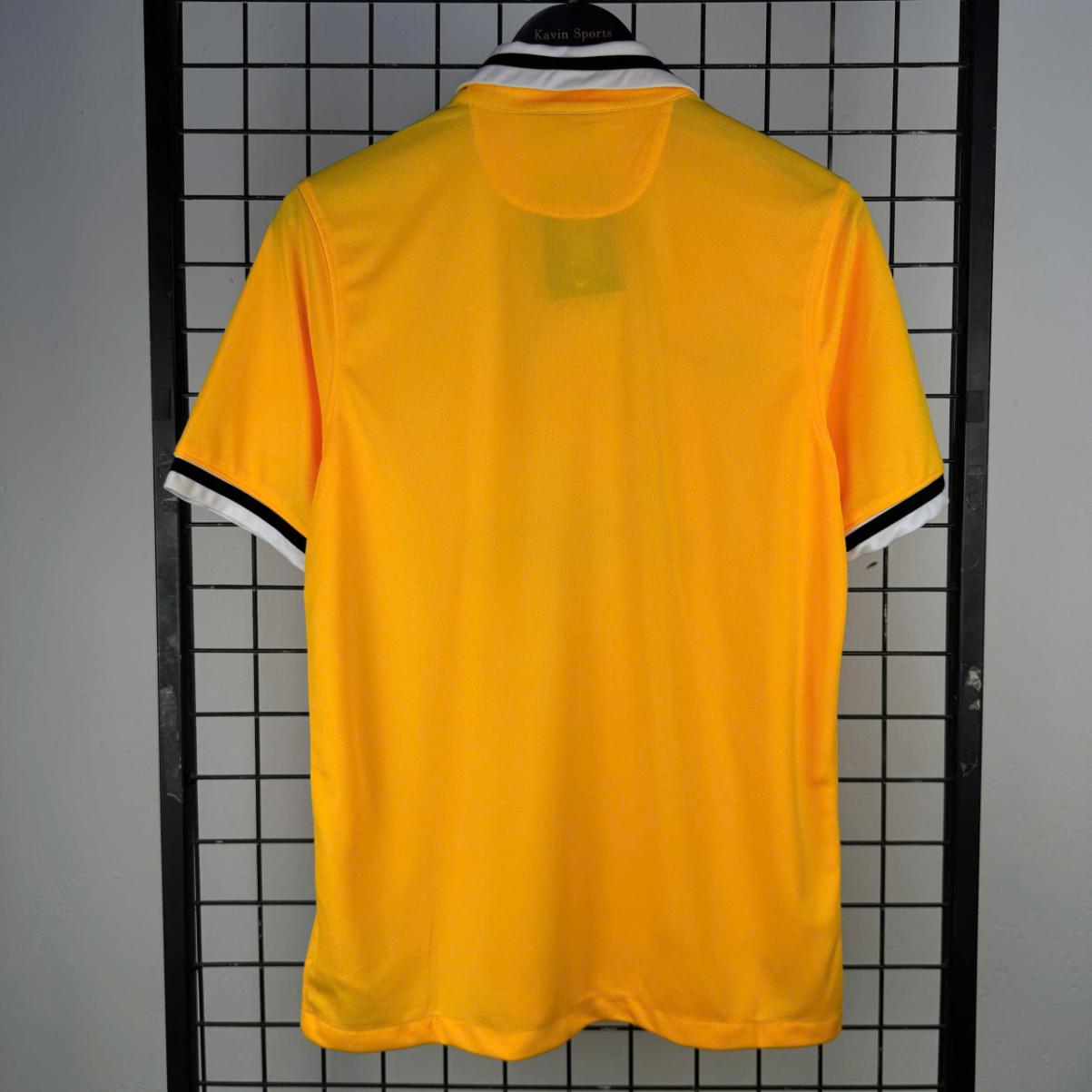 Retro Juventus 2013/2014 ( Sân Khách )