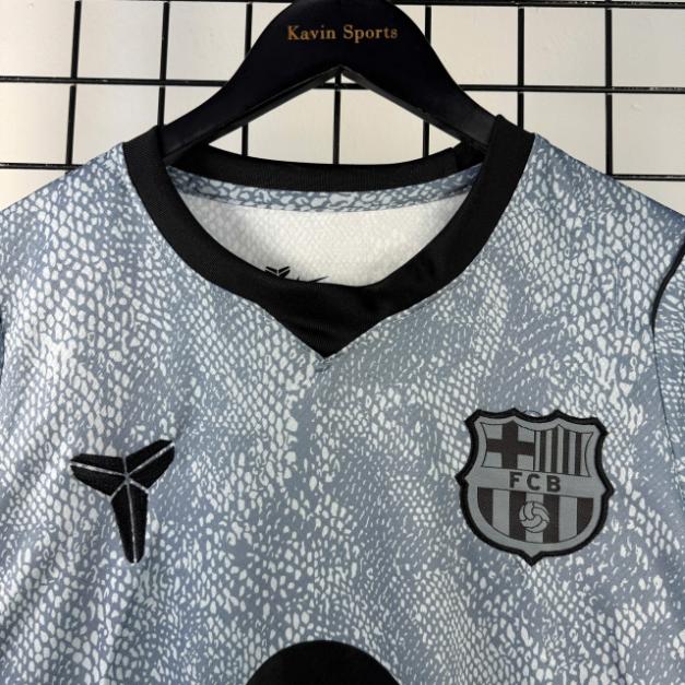 Đồ Fan Barcelona 26/27 ( Sân Khách )