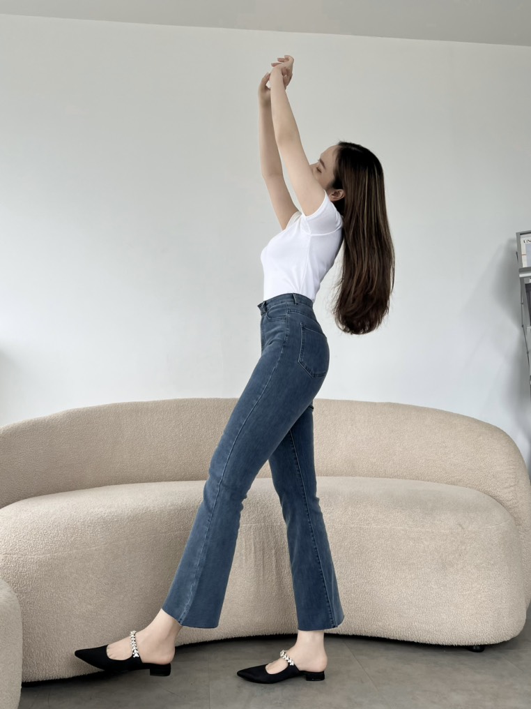 QUẦN JEANS ỐNG LOE LỬNG LAI XẢ XANH XÁM