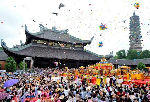 Lễ Hội Chùa Hương