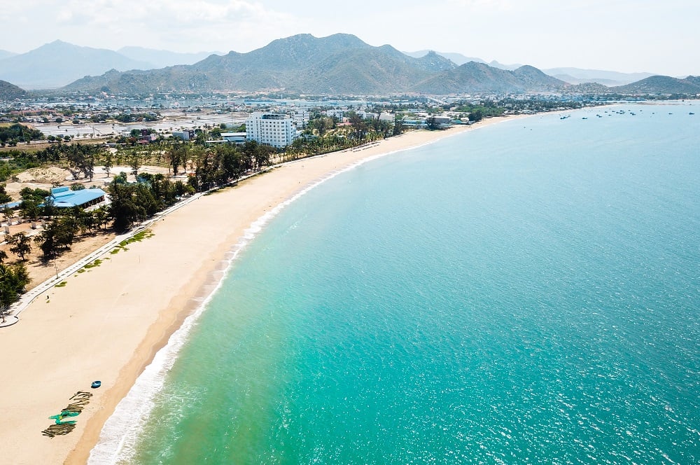Bãi biển Ninh Chữ - Ninh Thuận