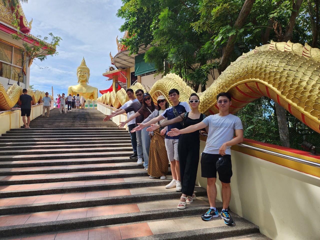 Chùa Phật Lớn Wat Phra Yai