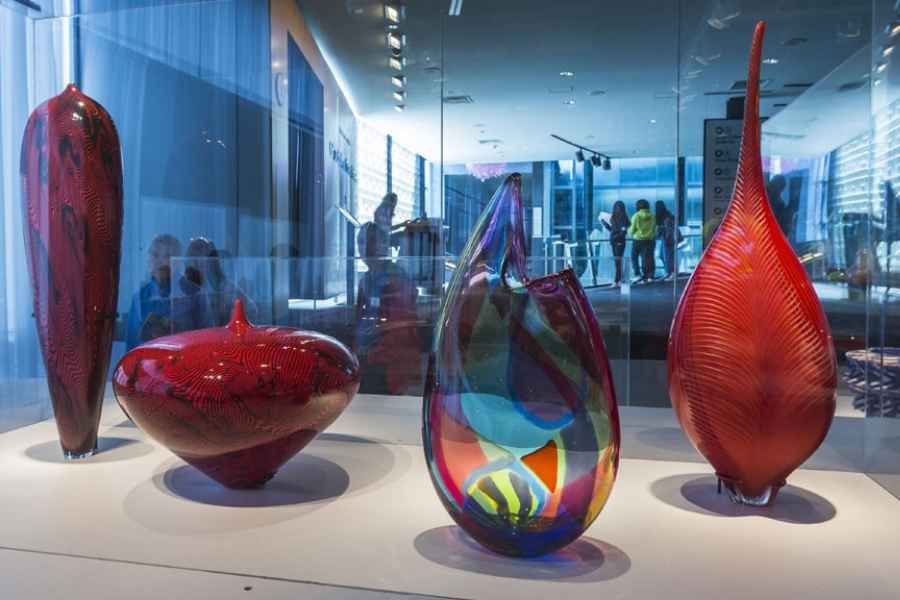 APR7 - NEW YORK - PHILADELPHIA - WASHINGTON - NIAGARA - BOSTON (KM)