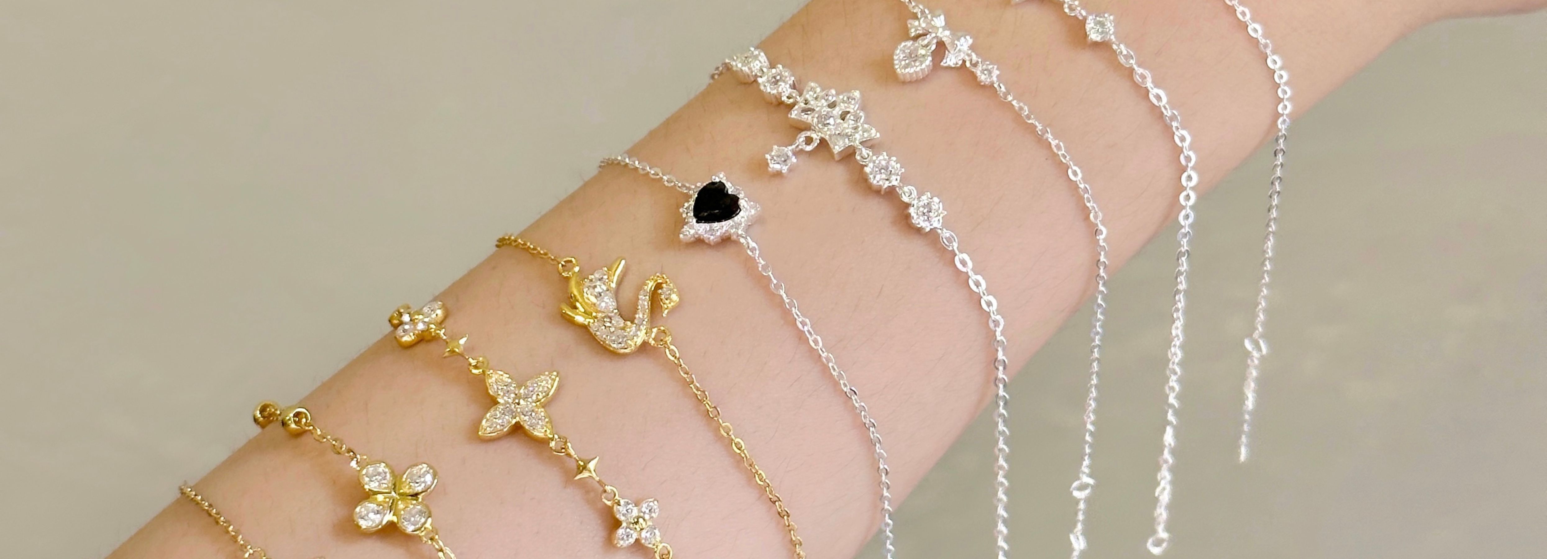 Con gái nên đeo vòng bạc tay nào để thu hút may mắn