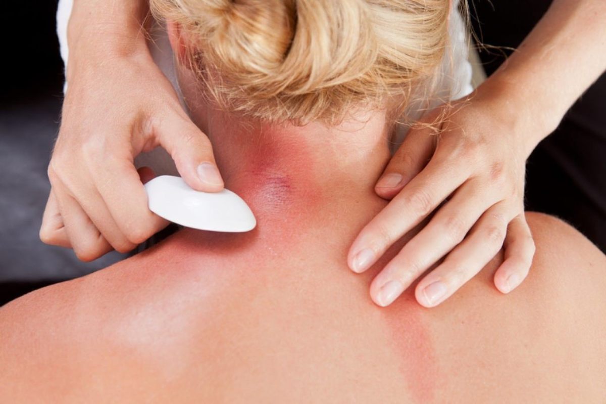 Tiến hành cạo bằng trứng gà với các bước đơn giản
