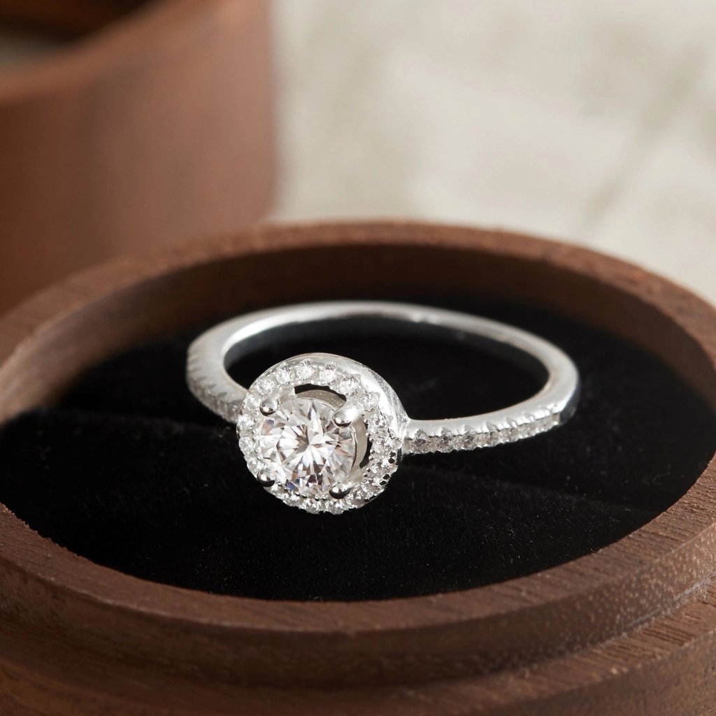 Tác dụng của việc đeo nhẫn bạc lên sức khỏe