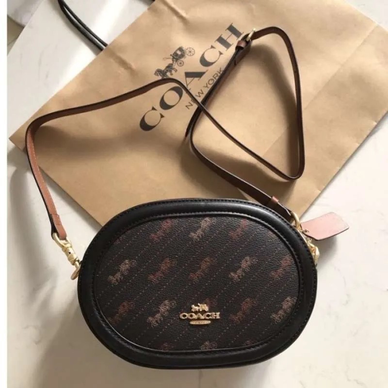 Túi đeo chéo Coach Camera Bag With Horse And Carriage Dot Print