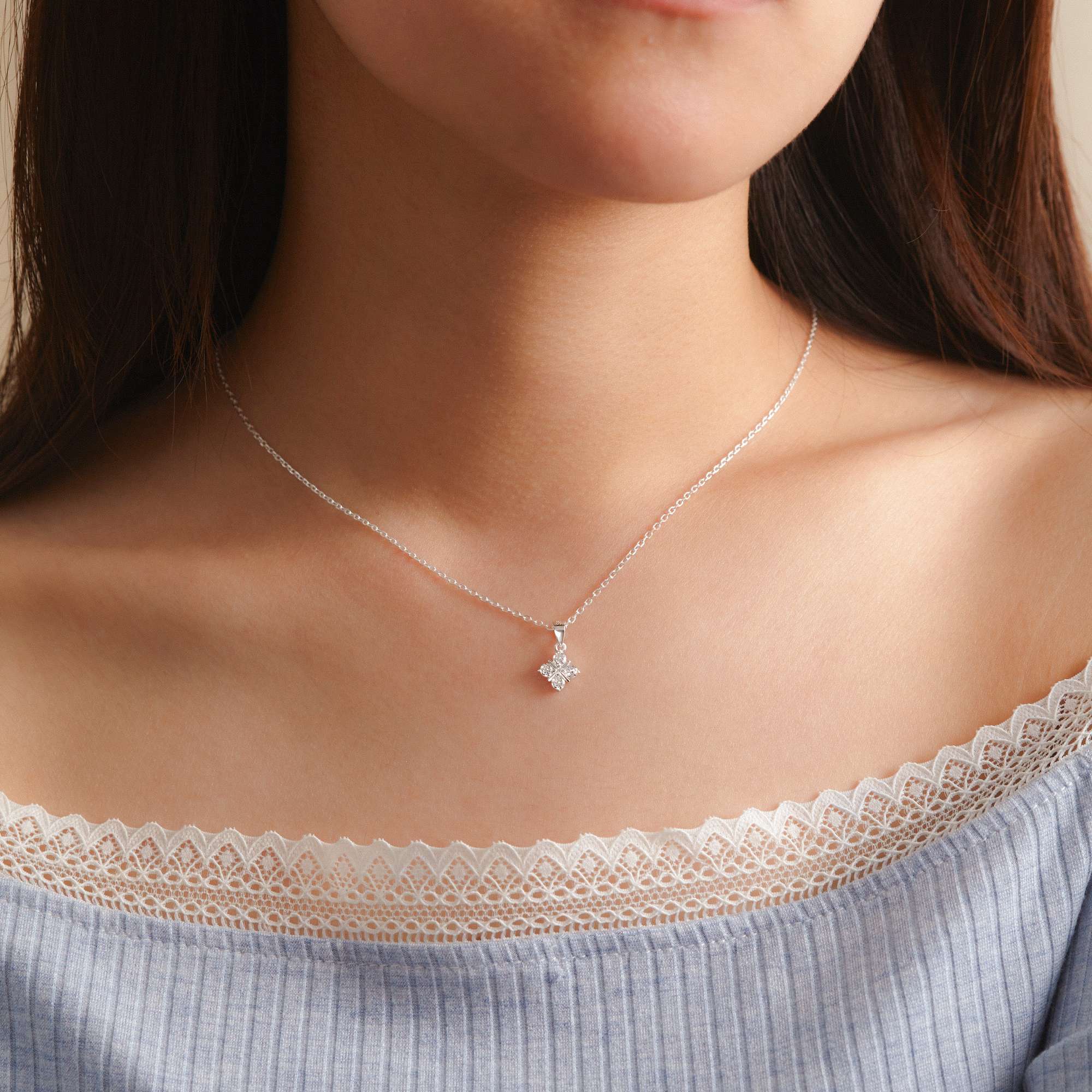 Dây Chuyền Bạc 925 Cỏ 4 Lá May Mắn Đính Đá Lấp Lánh - VCN517