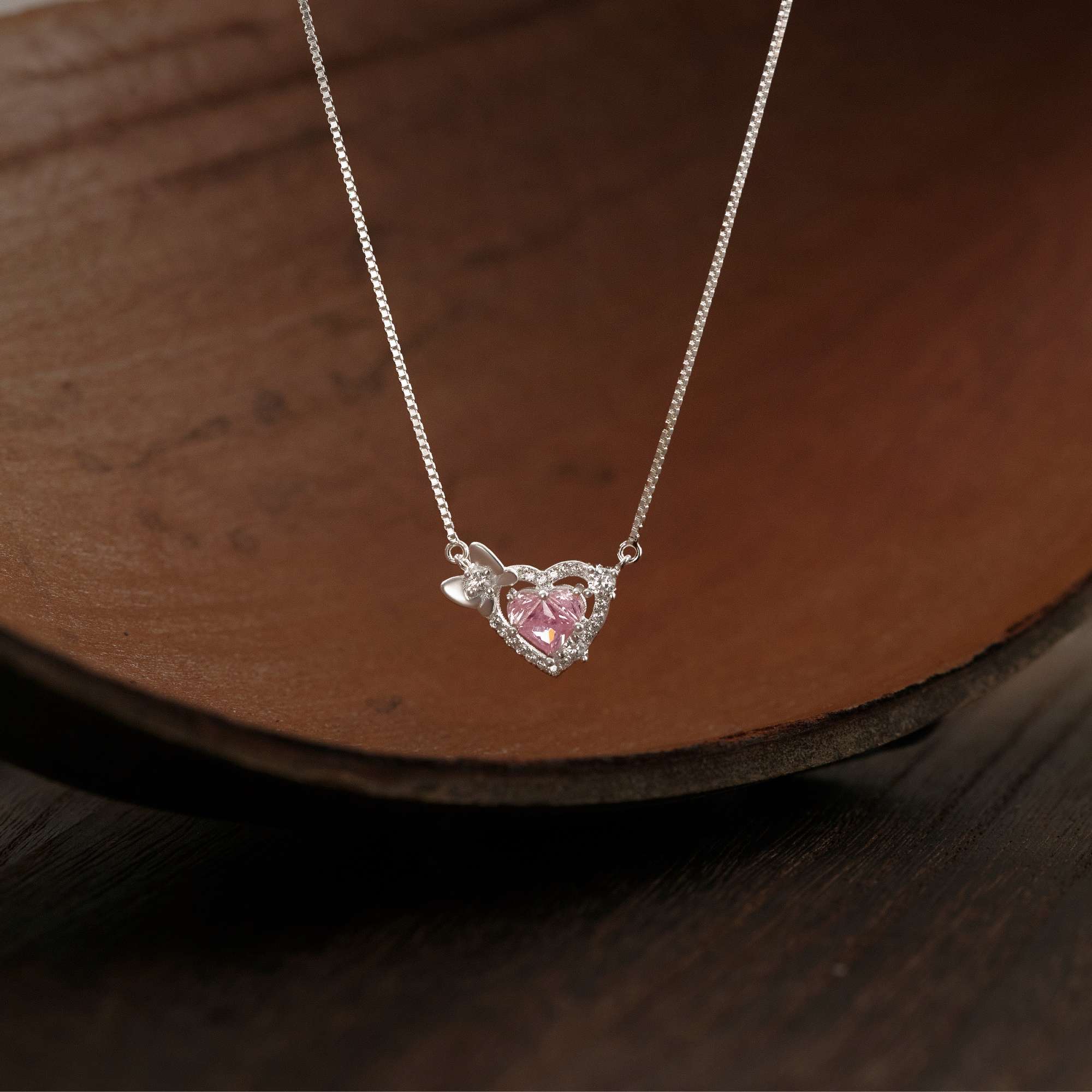 Quà Tặng 8/3 Dây Chuyền Bạc 925 Trái Tim Đá Hồng Gắn Nơ Nữ Tính - VCN516