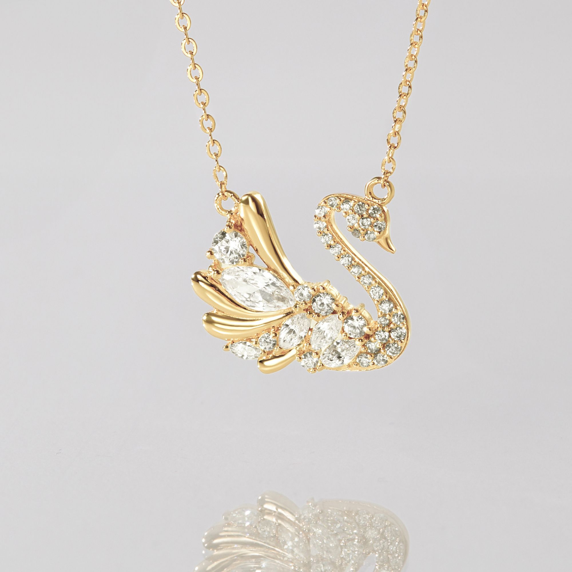 Quà Tặng 8/3 Dây Chuyền Bạc 925 Hình Thiên Nga Đính Đá Lấp Lánh Pretty Swan - VGN09