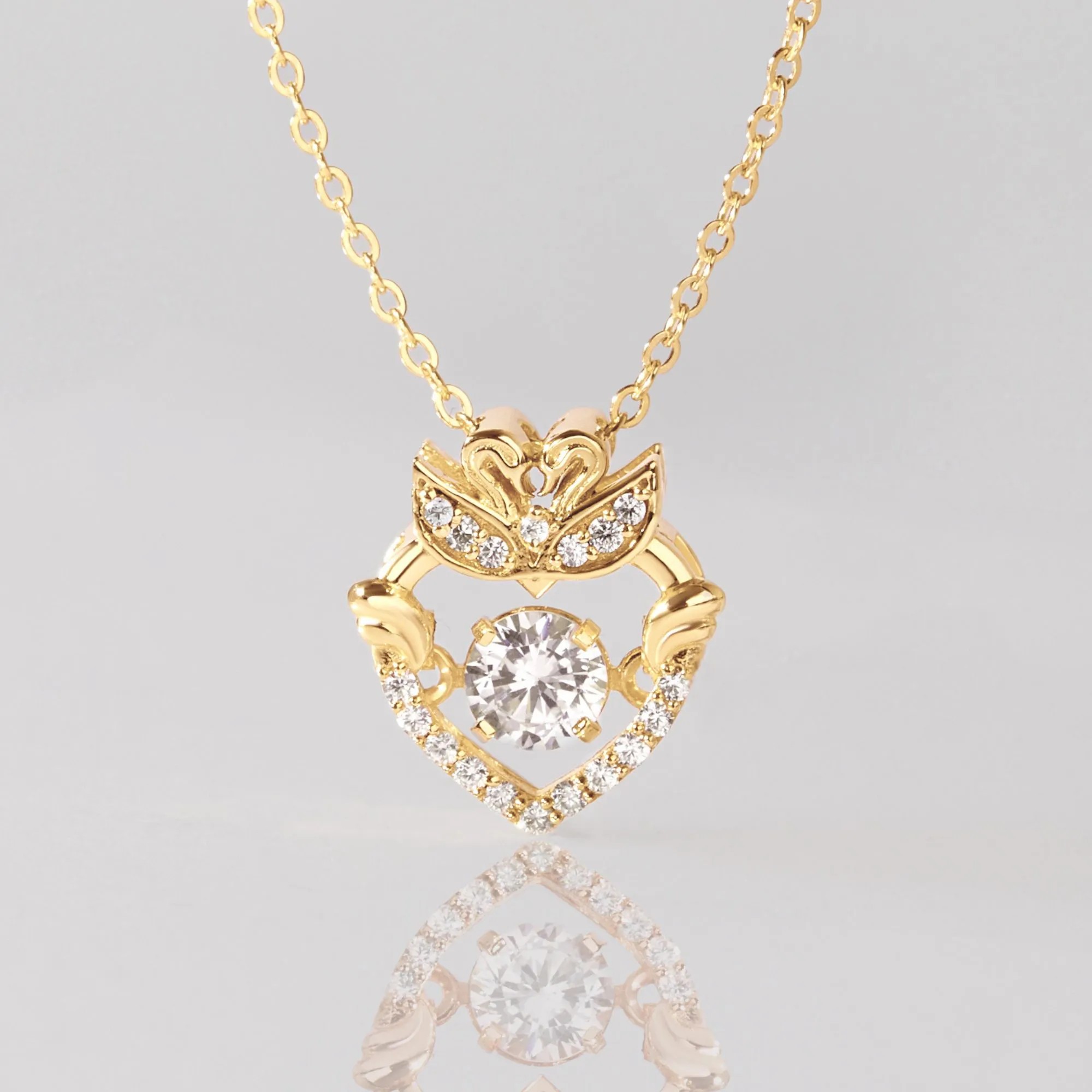 Dây Chuyền Vàng 10K Pretty Swan Đính Kim Cương Đá Nhảy - VGN10V