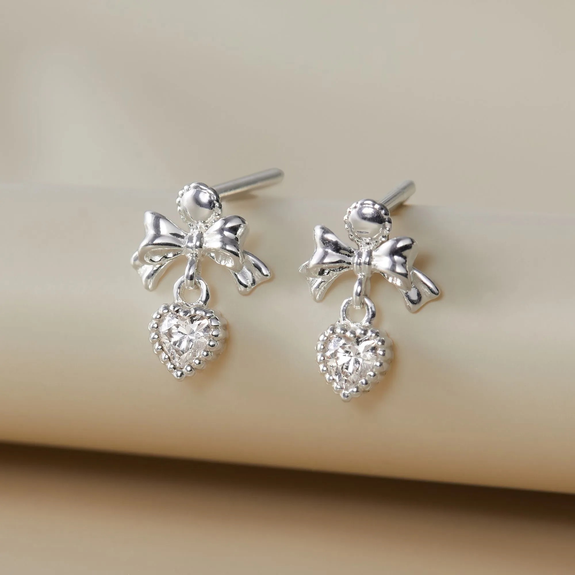 Hoa Tai Bạc 925 Hình Nơ Treo Trái Tim Đính Đá CARA LUNA - Heart Bow Tie Stud - VGE20