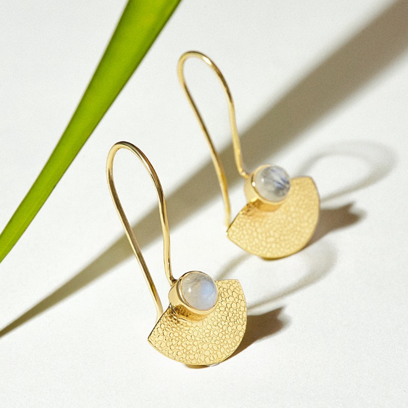 Hoa Tai Bạc 925 Hình Quạt Mảnh Đính Đá Mặt Trăng Tự Nhiên Ánh Cầu Vồng Rainbow Moonstone - VSE509