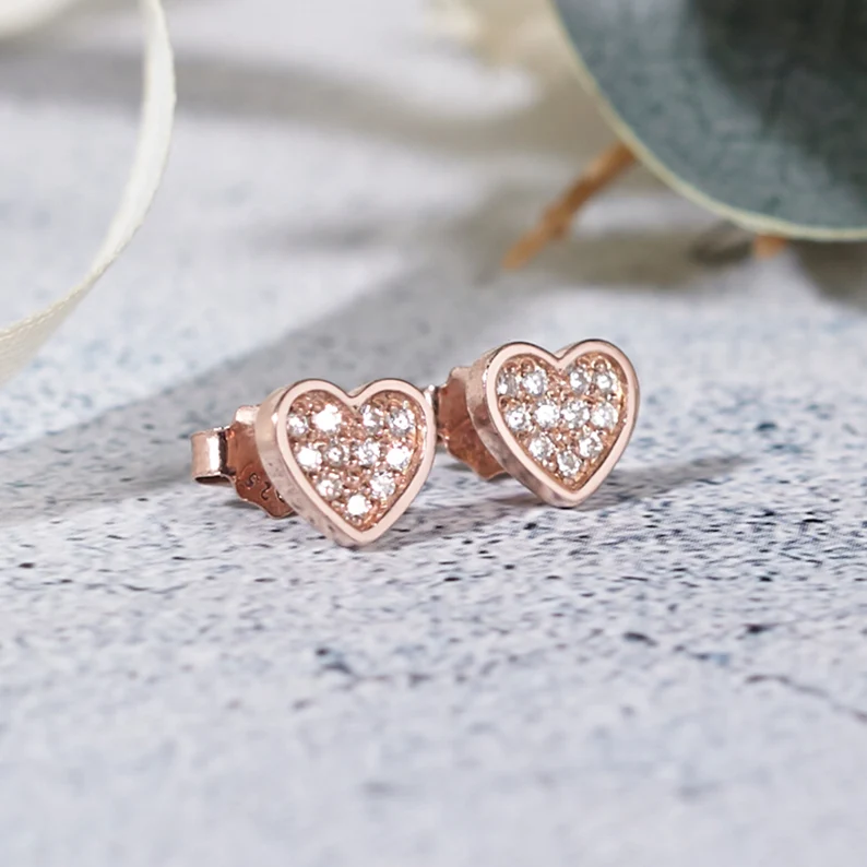 Bông Tai Bạc 925 Nụ Trái Tim Đính Đá Love Heart - VYE29