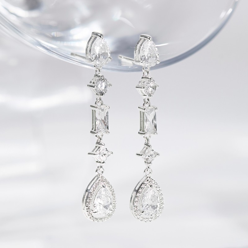 Khuyên Tai Dài Bạc 925 Đính Đá Drop Party Queen - VUE10-1