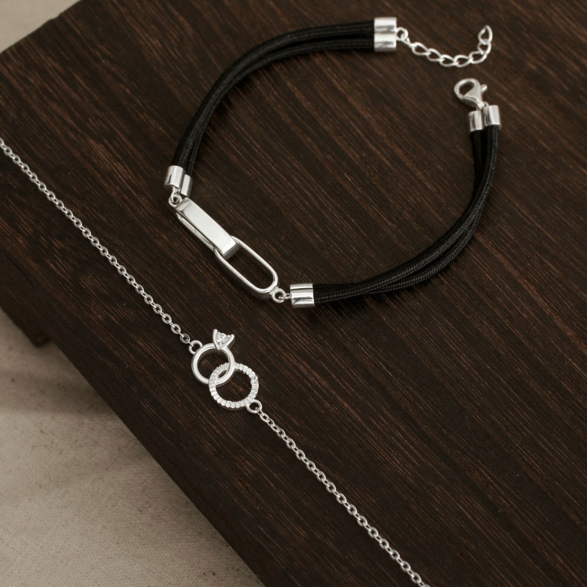 ( Một Cặp ) Lắc Tay Bạc 925 Vòng Tròn Gắn Kết Và Lắc Tay Bạc 925 Charm Nhẫn Đôi Đính Đá VYB66 - LDB28