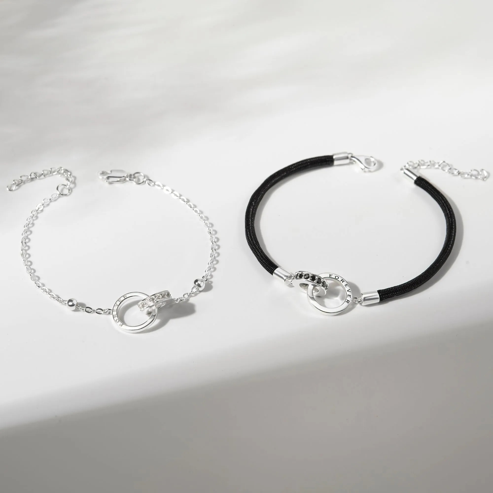(Một Cặp) Bộ Vòng Tay Đôi Đính Đá Vòng Tròn Lồng Tình Yêu Nam Nữ Eternity Love  - Trang Sức Cặp Đôi Ý Nghĩa - VYB29 & VYB57
